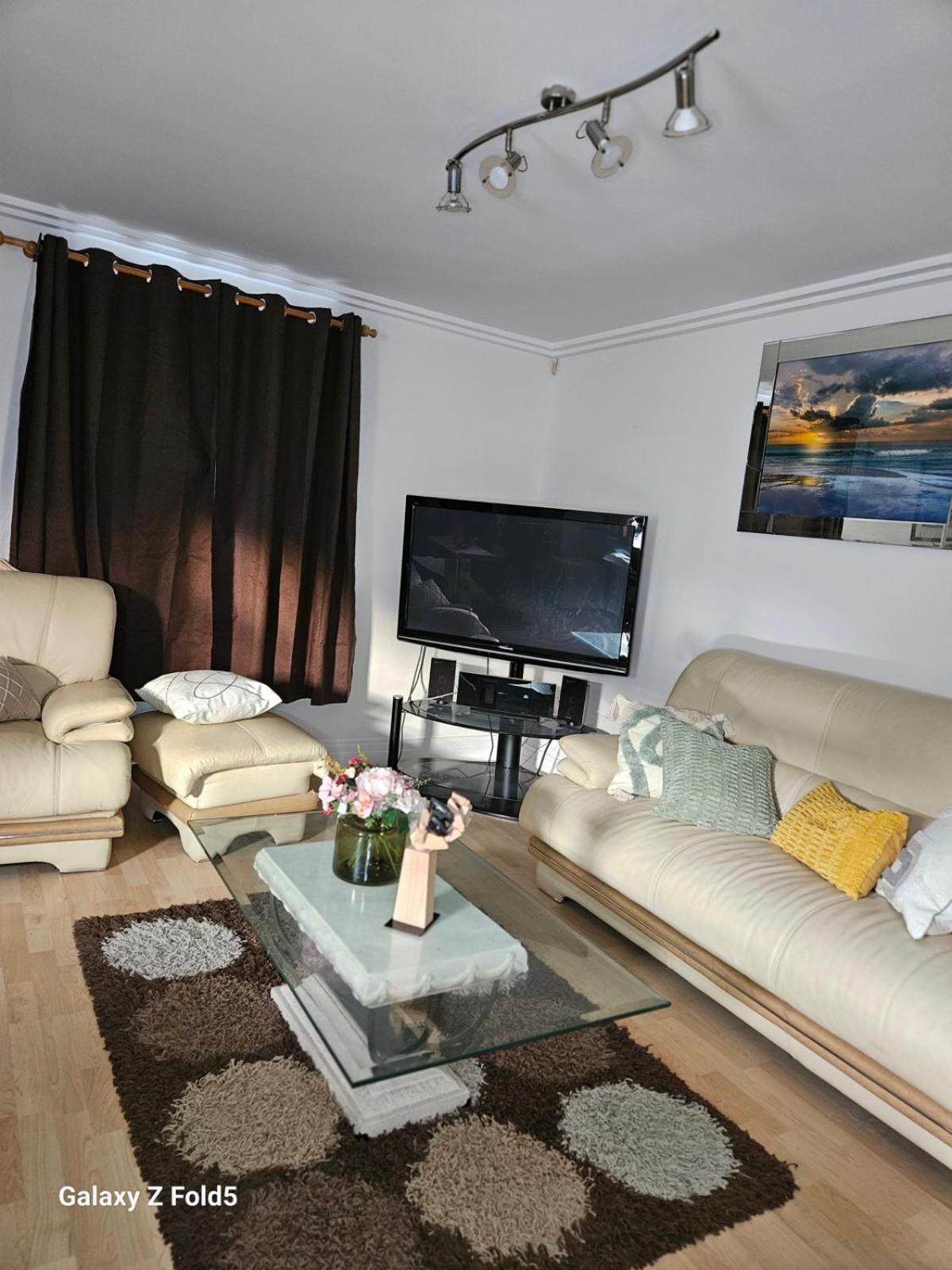 Spacious & Cosy Double And Single Bedrooms Close To Hendon & Colindale Tube Stations Exterior photo