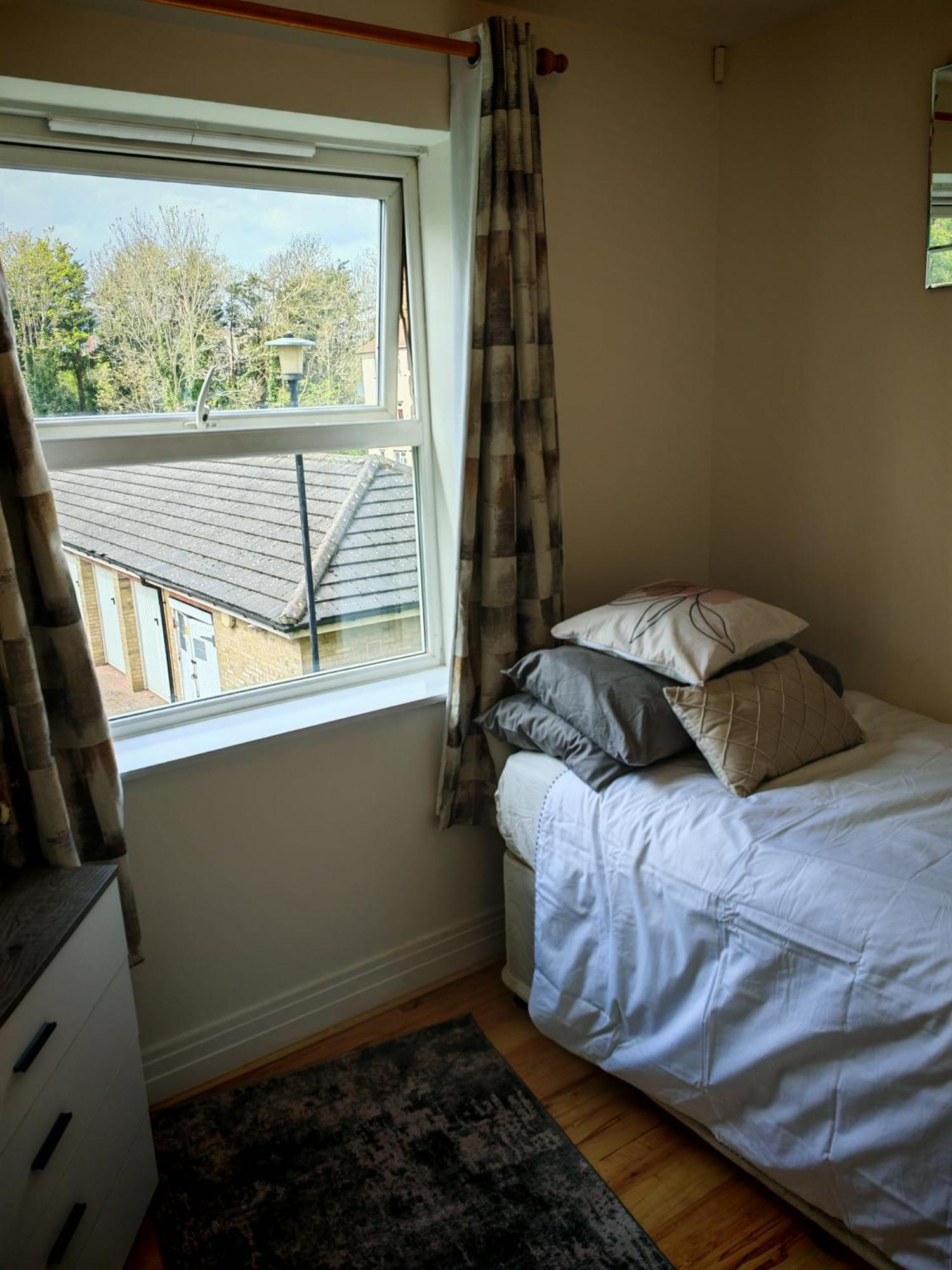 Spacious & Cosy Double And Single Bedrooms Close To Hendon & Colindale Tube Stations Exterior photo